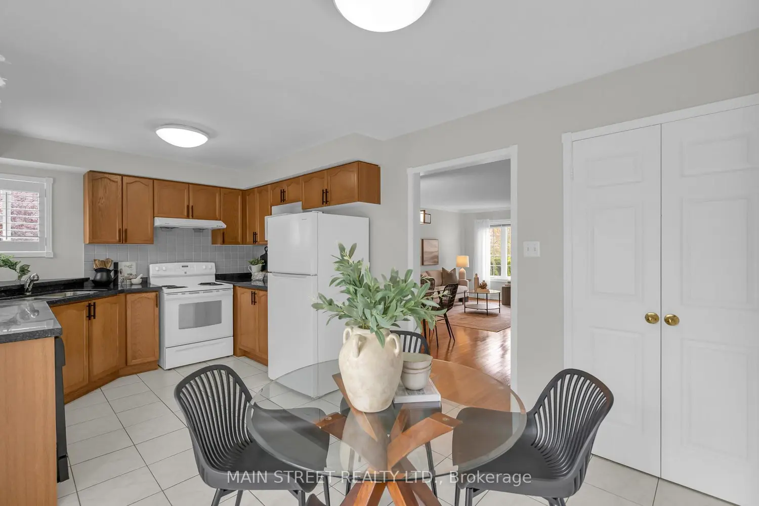 Additional image 5 of 137 Clearmeadow Boulevard