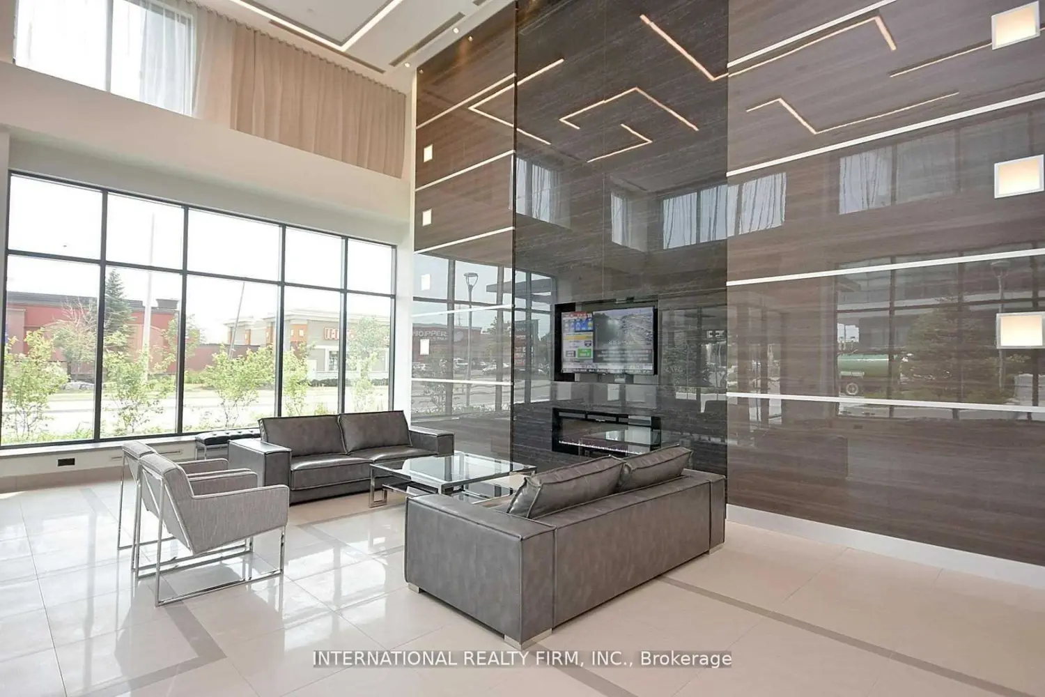 Additional image 4 of 3975 Grand Park Drive 307