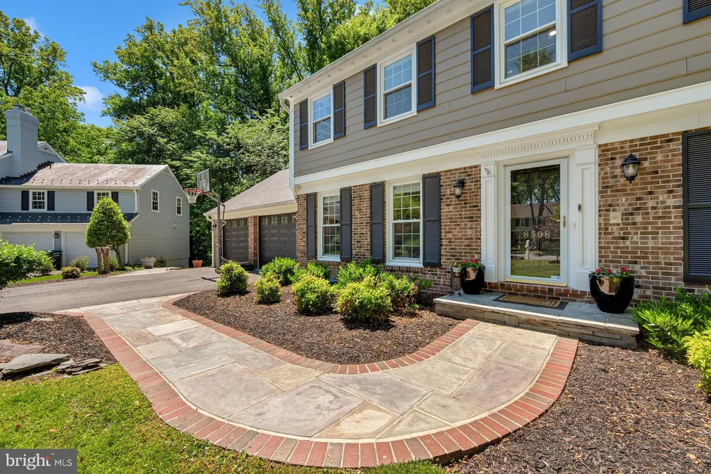 Additional image 4 of 8508 Scarboro Court, Potomac, MD 20854