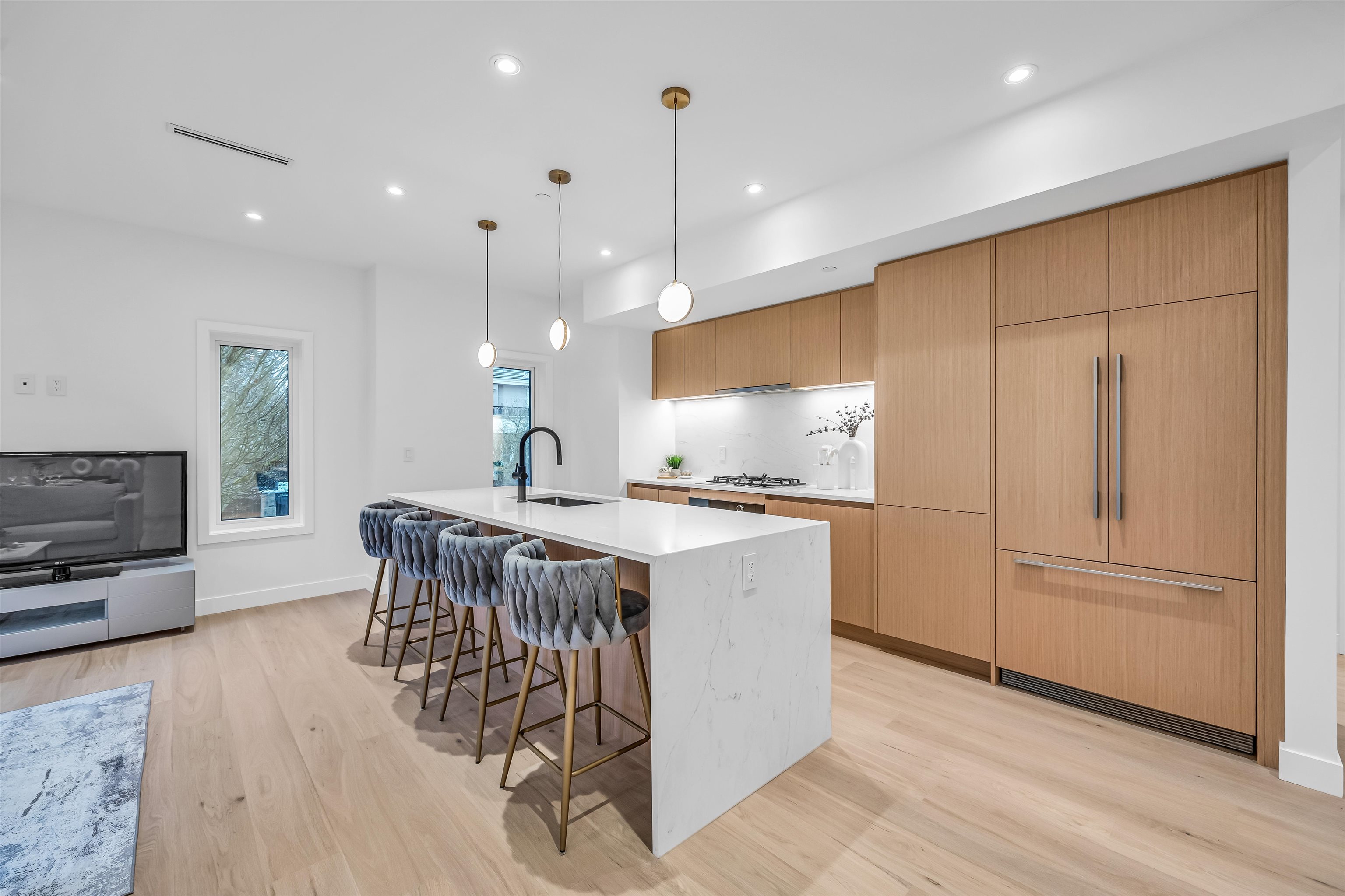 Additional image 2 of 1012 52nd Avenue W, Vancouver, BC, V6P 1H5