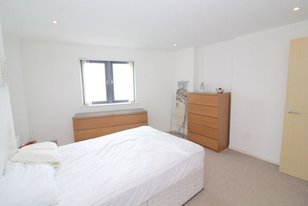 Additional image 12 of 2 bed flat to rentKings Road, Swansea SA1