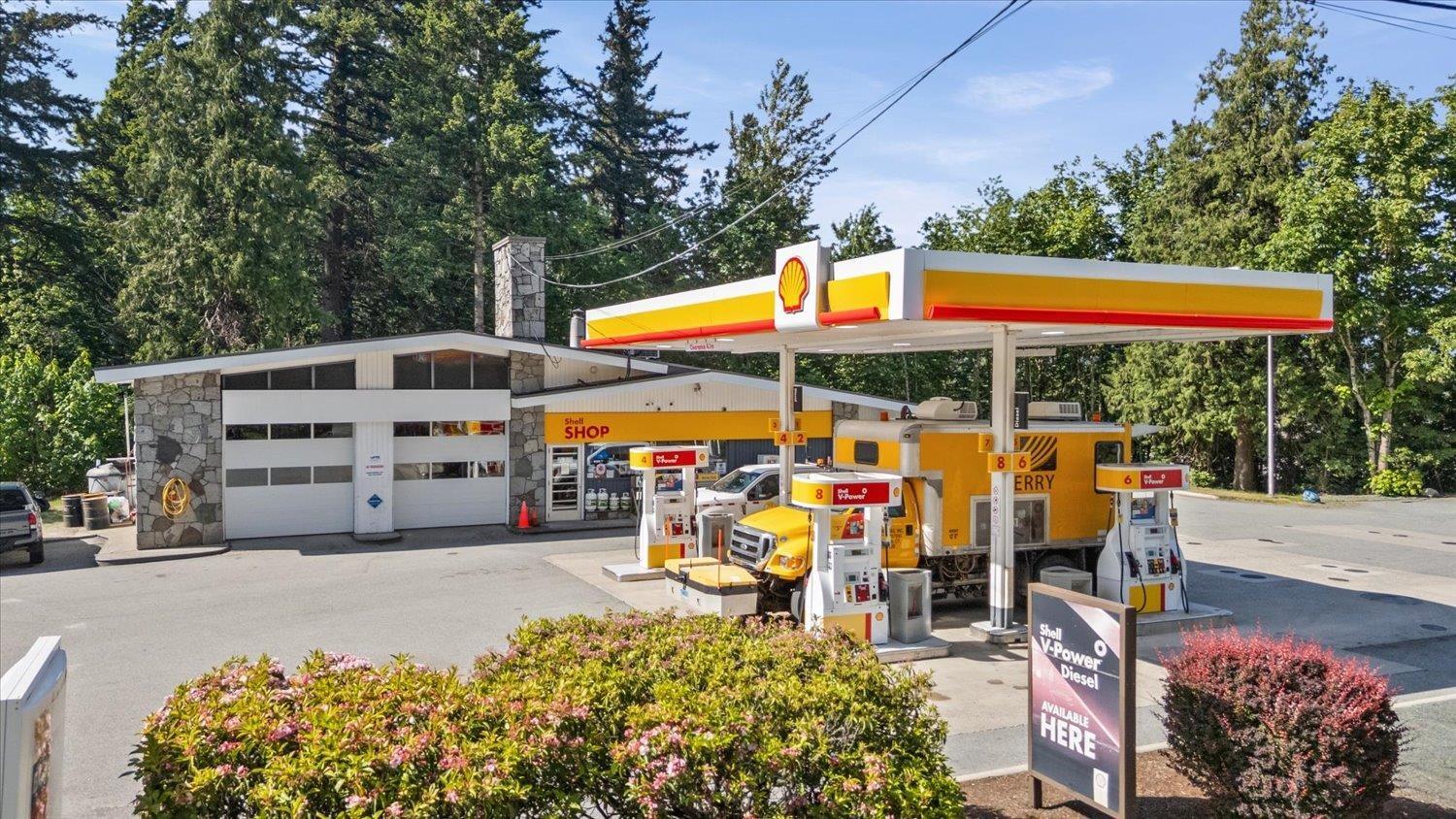Additional image 2 of 191 Old Hope Princeton Way, Hope, BC, V0X1L4