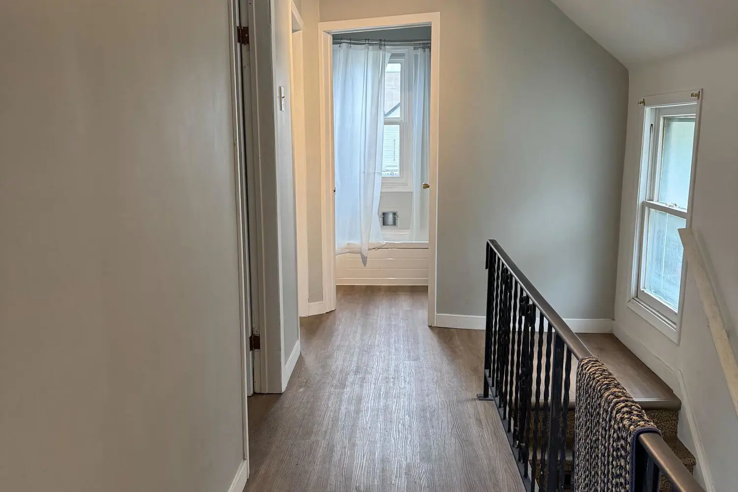 Additional image 13 of 4688 Ryerson Crescent