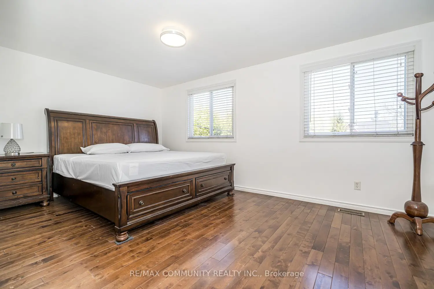 Additional image 9 of 109 Adelaide Avenue