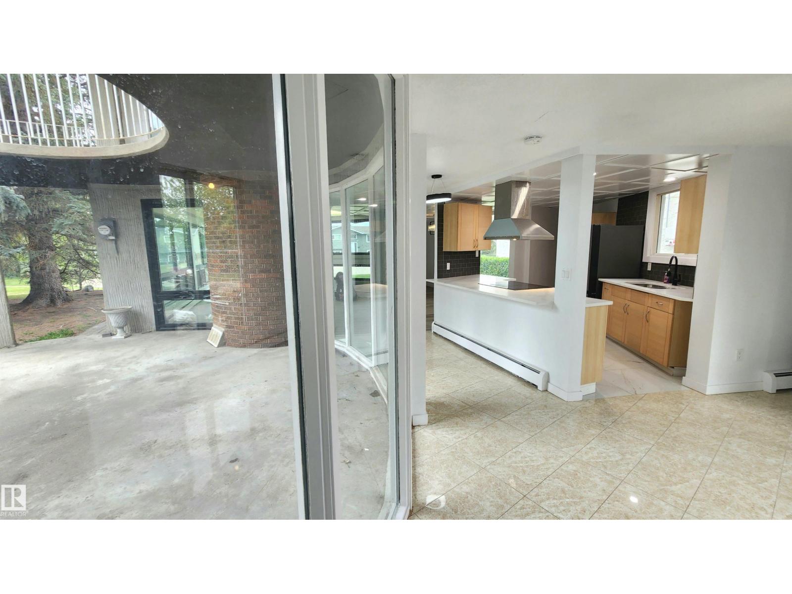 Additional image 4 of 9535 147 Avenue NW, Edmonton, AB, T5E2K5