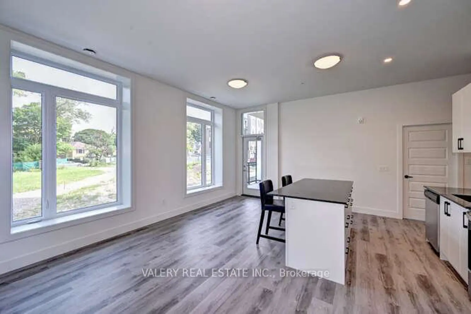 Additional image 7 of 103 Roger Street 102