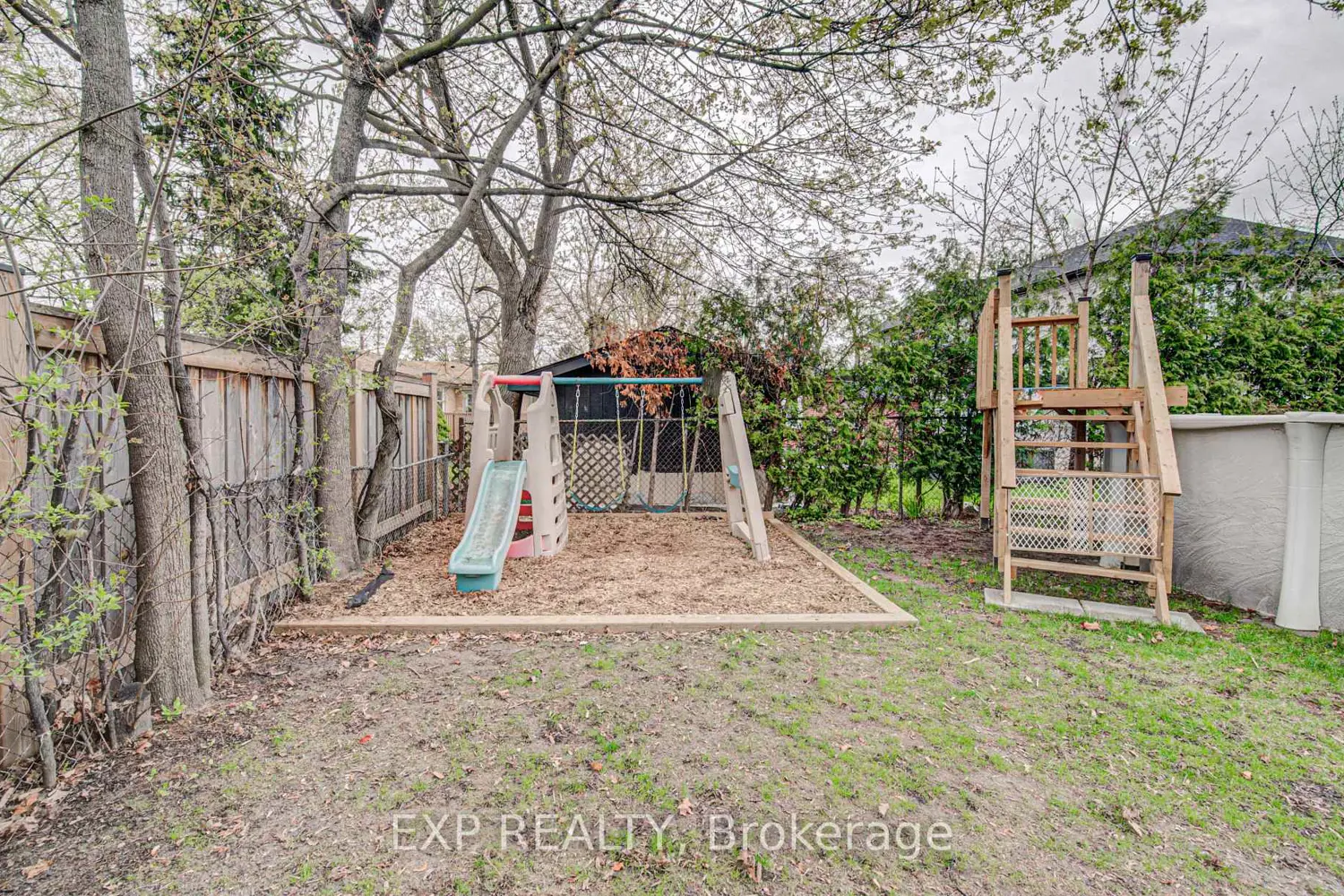 Additional image 16 of 8 Sanford Crescent