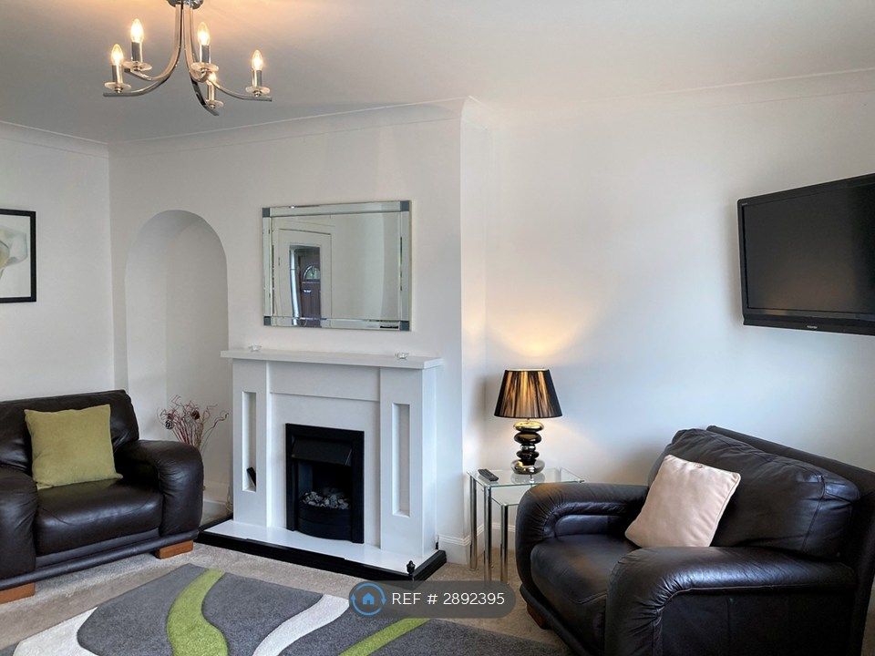 2 bed terraced house to rentMorven Avenue, Glasgow G72