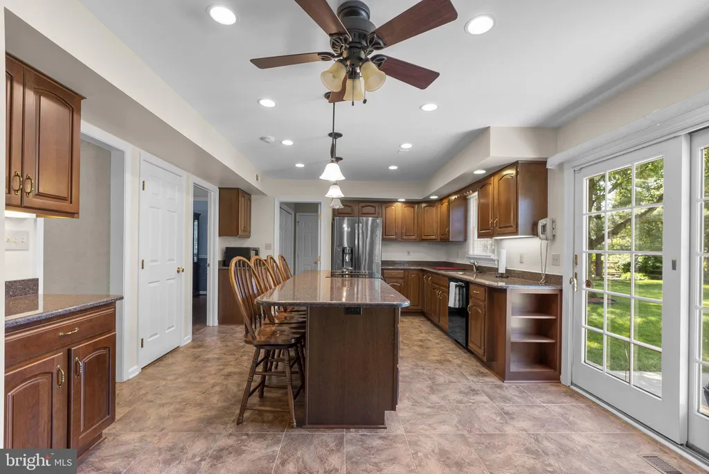 Additional image 11 of 205 Oakmanor Way, Walkersville, MD 21793