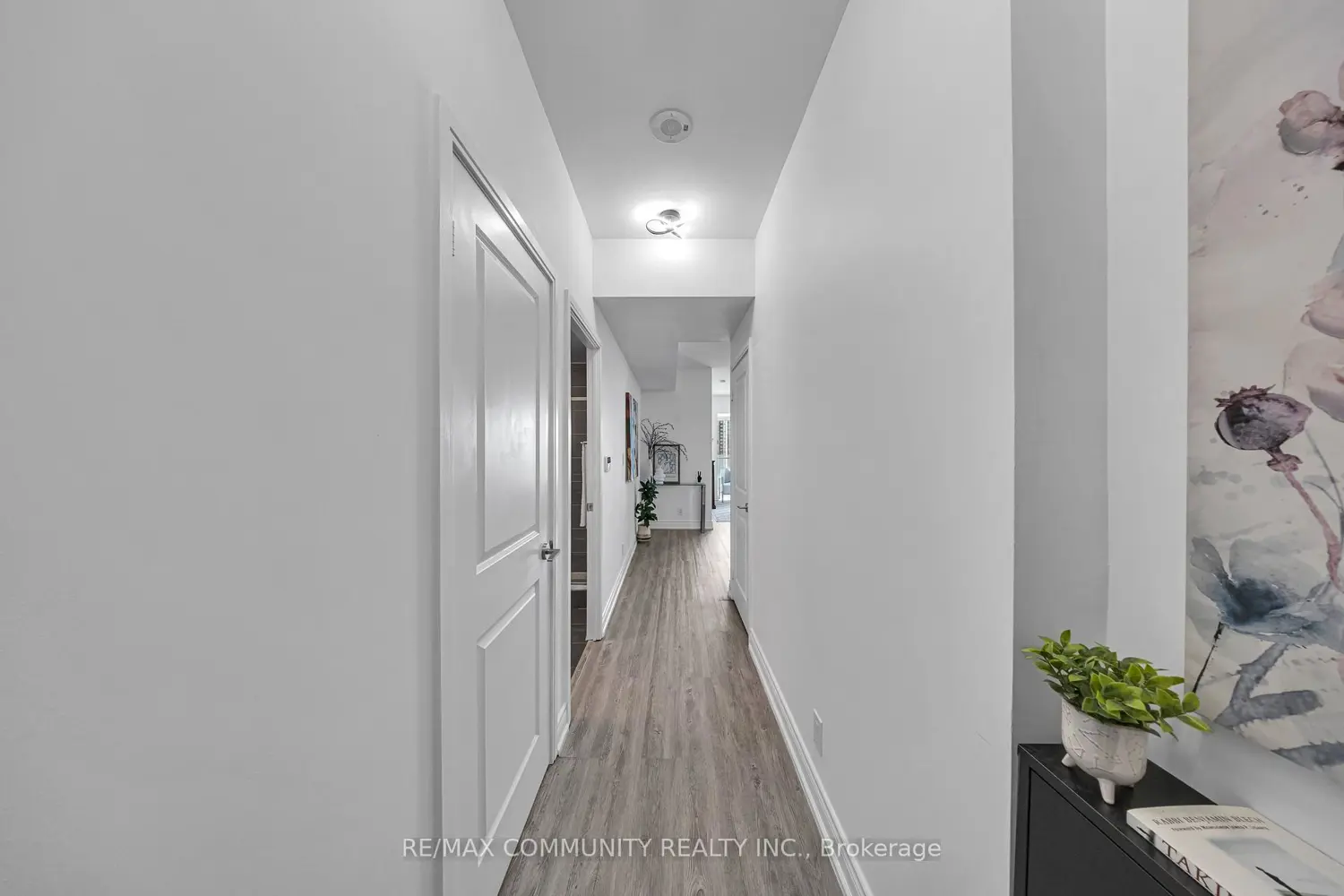 Additional image 2 of 50 Absolute Avenue 1905