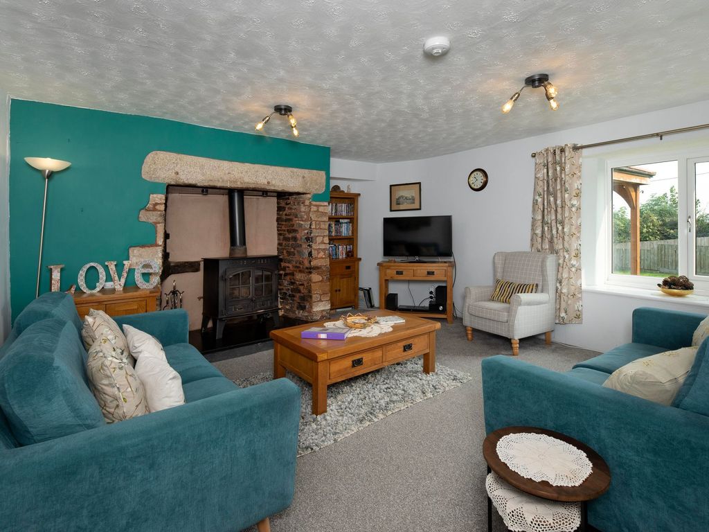 4 bed farm for salePatchacott, Beaworthy EX21 photo 3