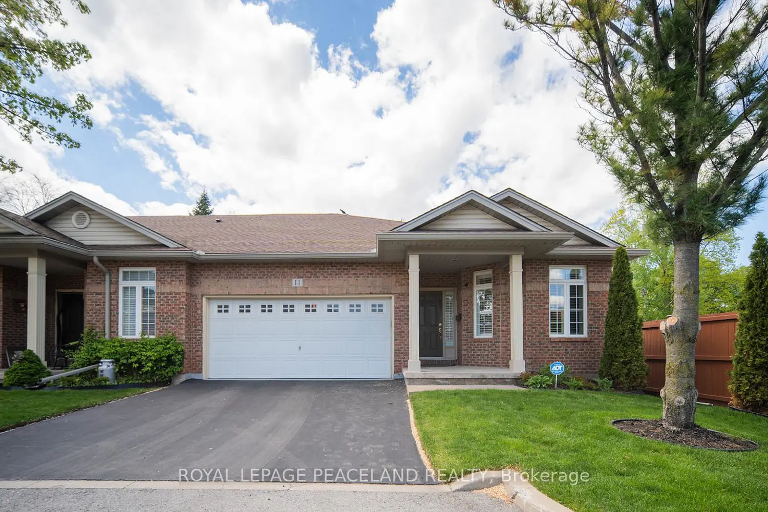 5595 Drummond Road 11