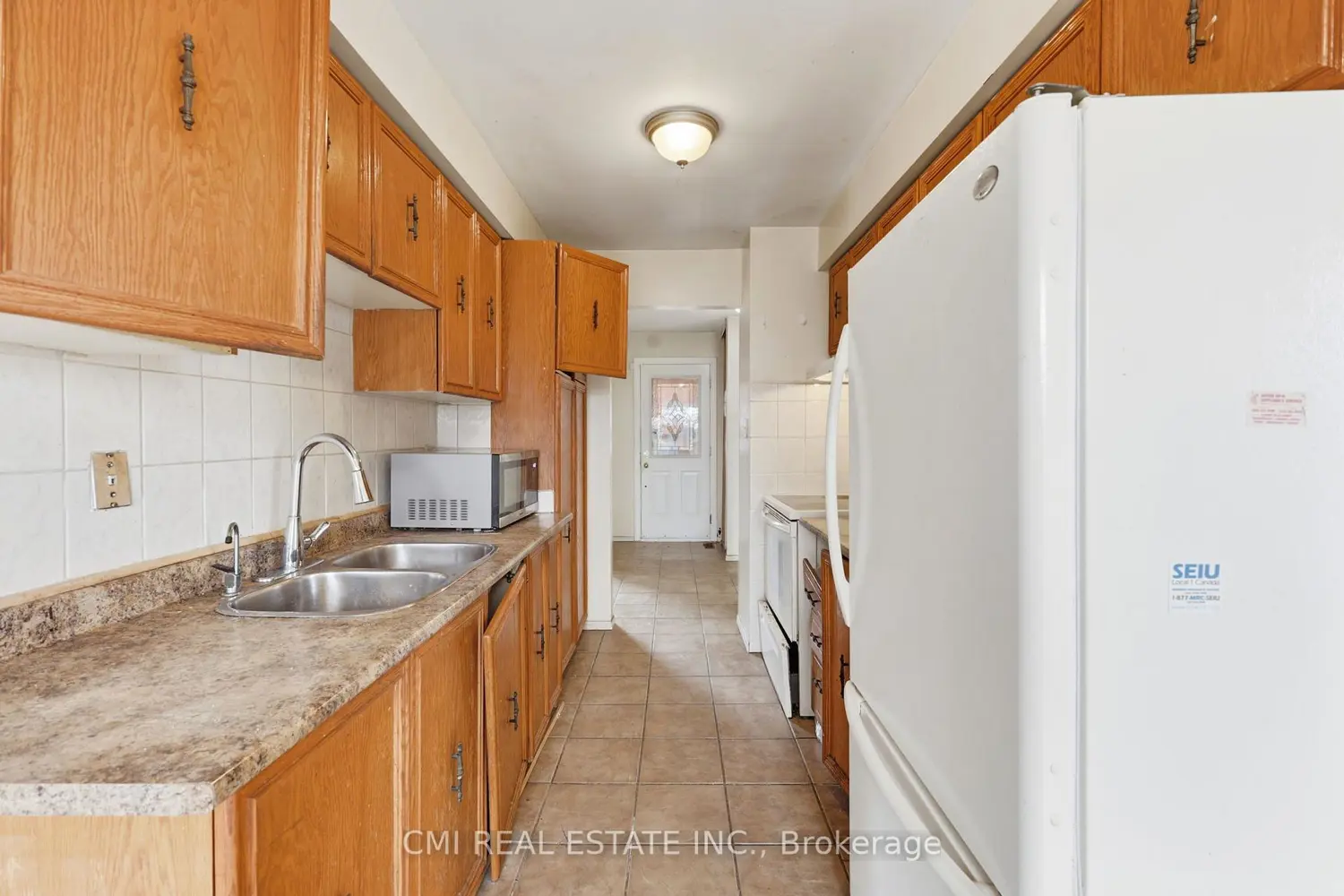 Additional image 3 of 2275 Chapman Court