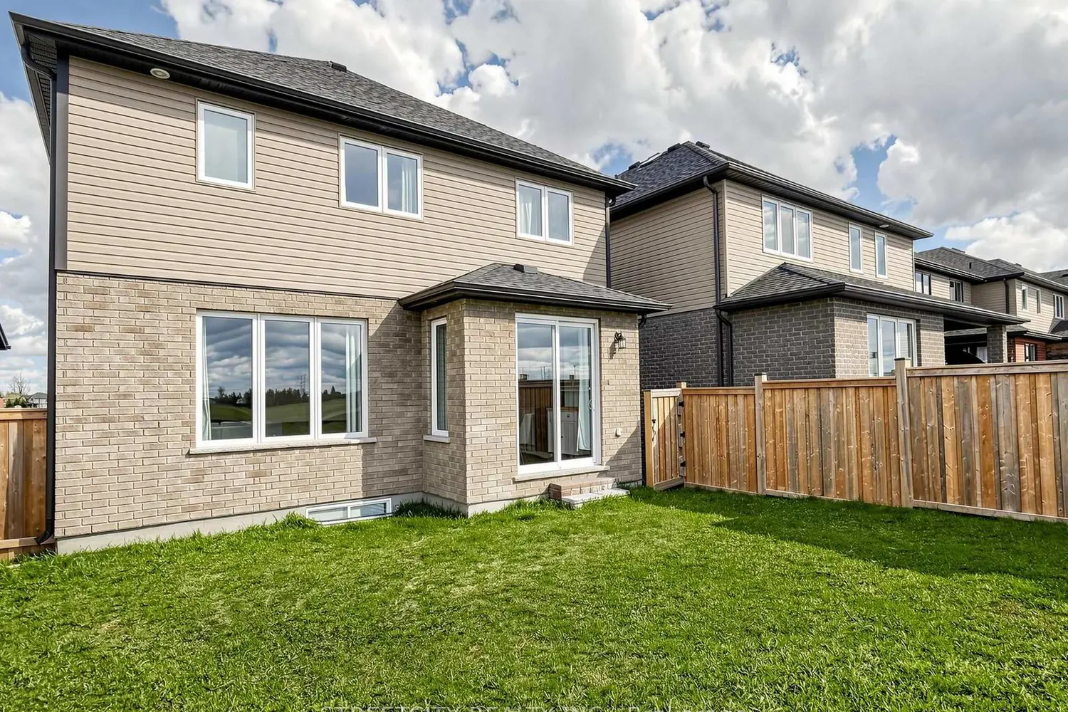 Additional image 14 of 22 Sparrow Crescent