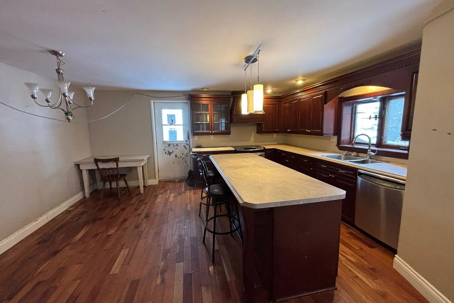 Additional image 3 of 2343 Genier Road
