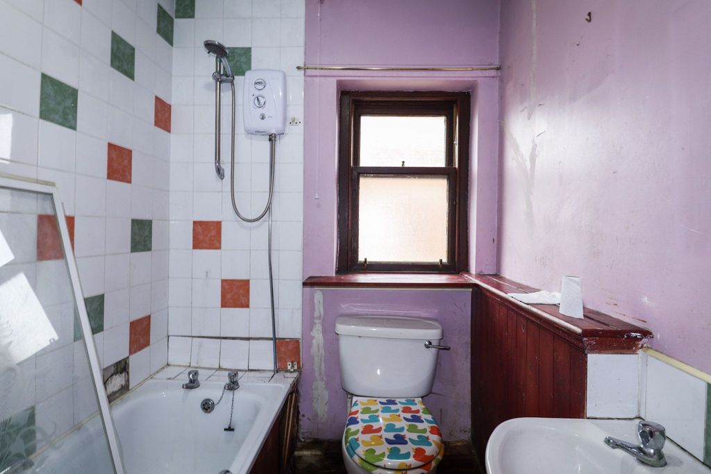 Additional image 10 of 1 bed flat for sale8 Barrie Avenue, Dumfries DG1