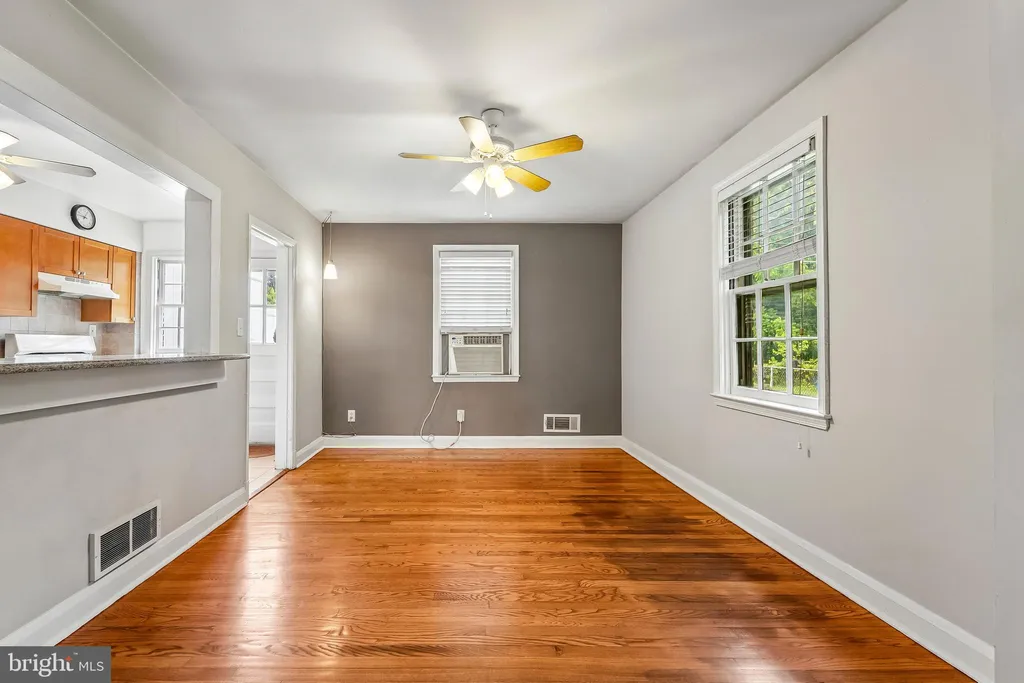 Additional image 11 of 5512 Medwick Garth N, Baltimore, MD 21228