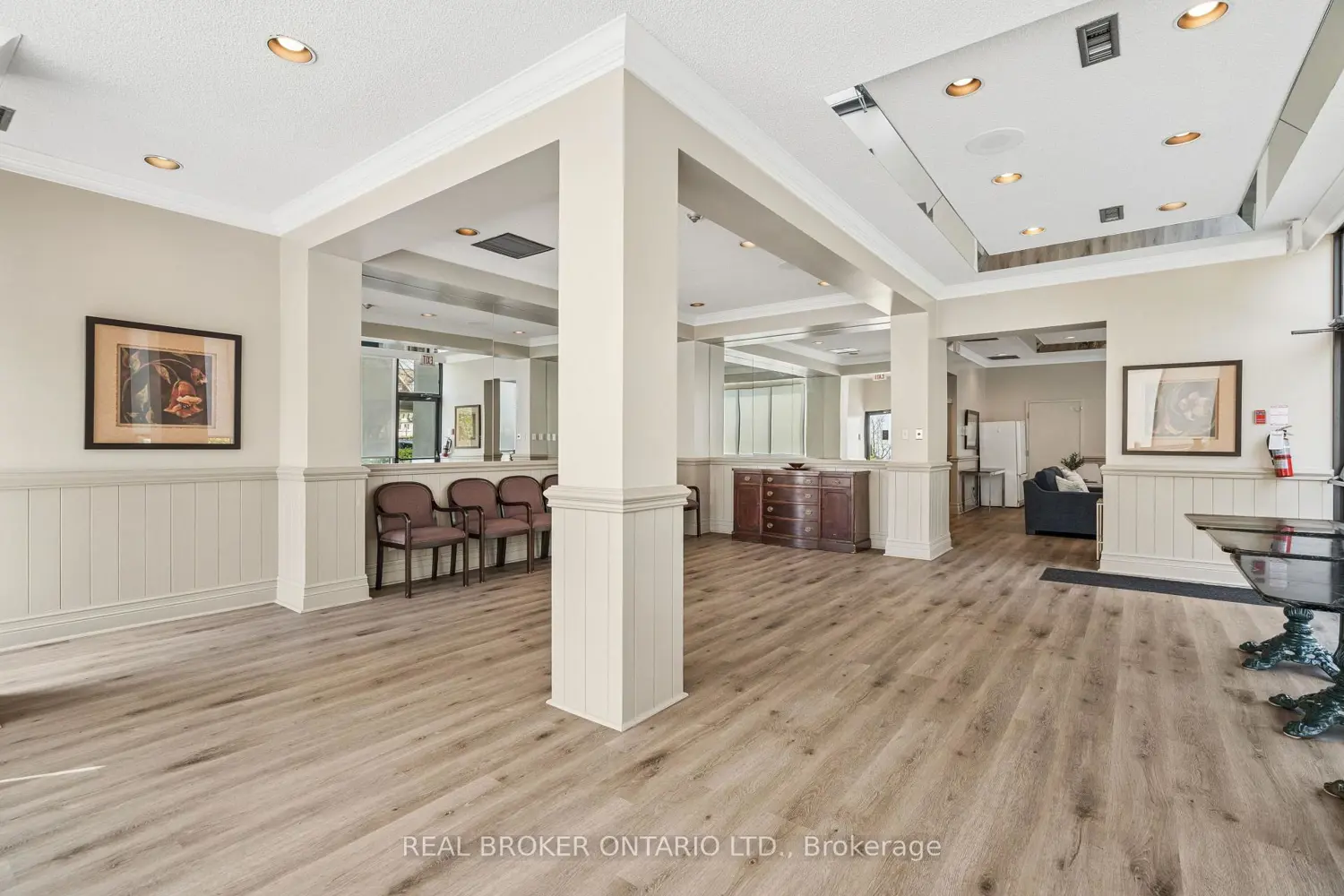 Additional image 16 of 880 Dundas Street 503