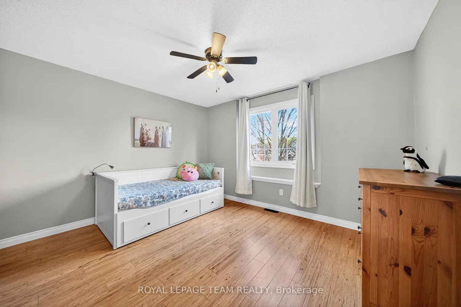 Additional image 13 of 29 Mattawa Crescent