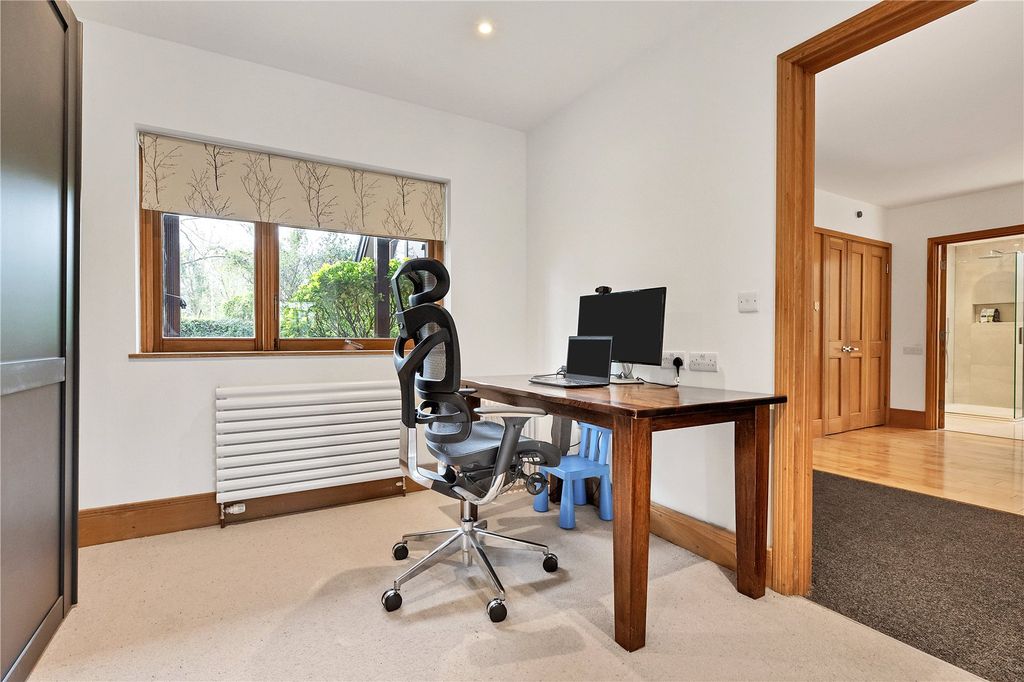 Additional image 10 of 5 bed detached house for saleWordsworth Grove, Cambridge, Cambridgeshire CB3