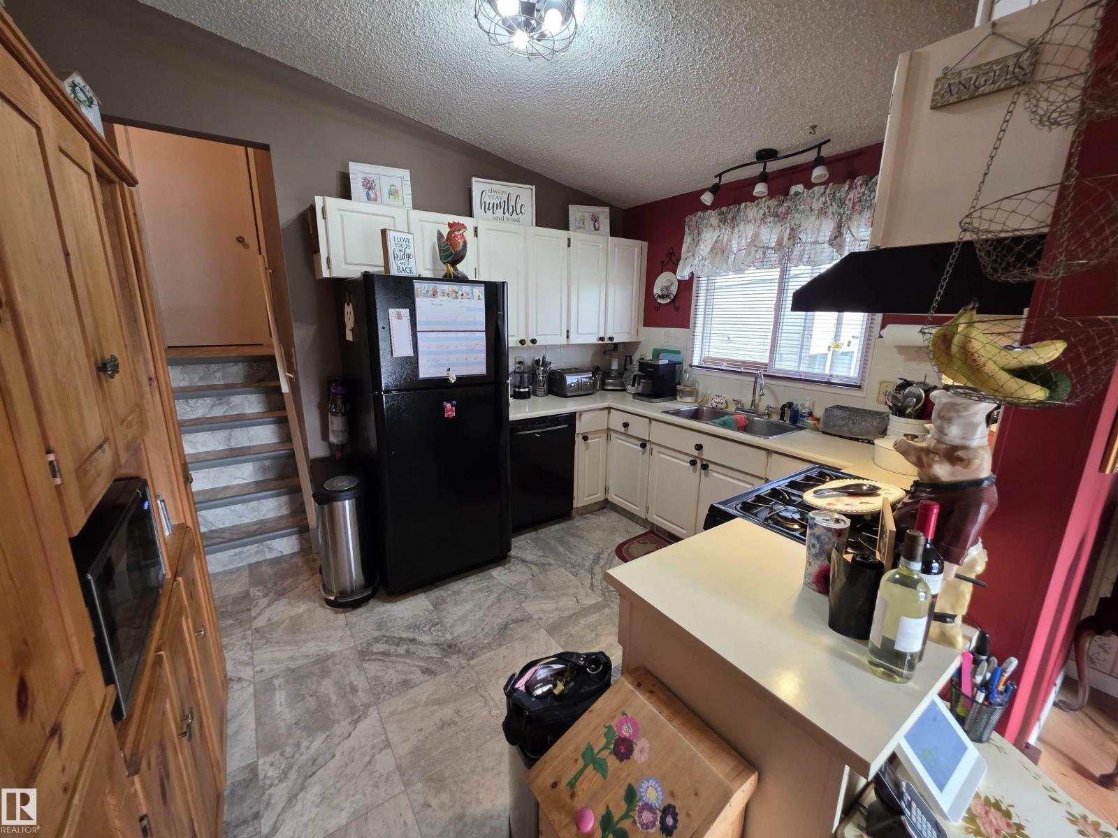 Additional image 5 of 25 Mcnabb Crescent, Stony Plain, AB, T7Z1G8