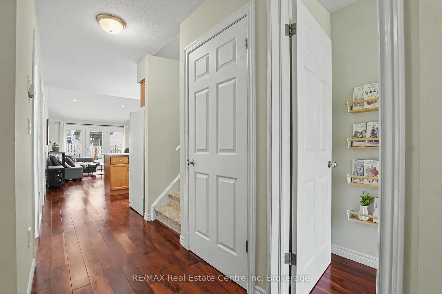 9 Washburn Drive photo 4