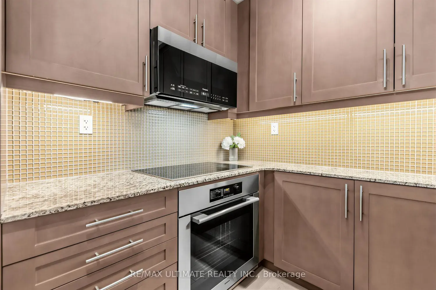 1 Bedford Road 603 photo 3