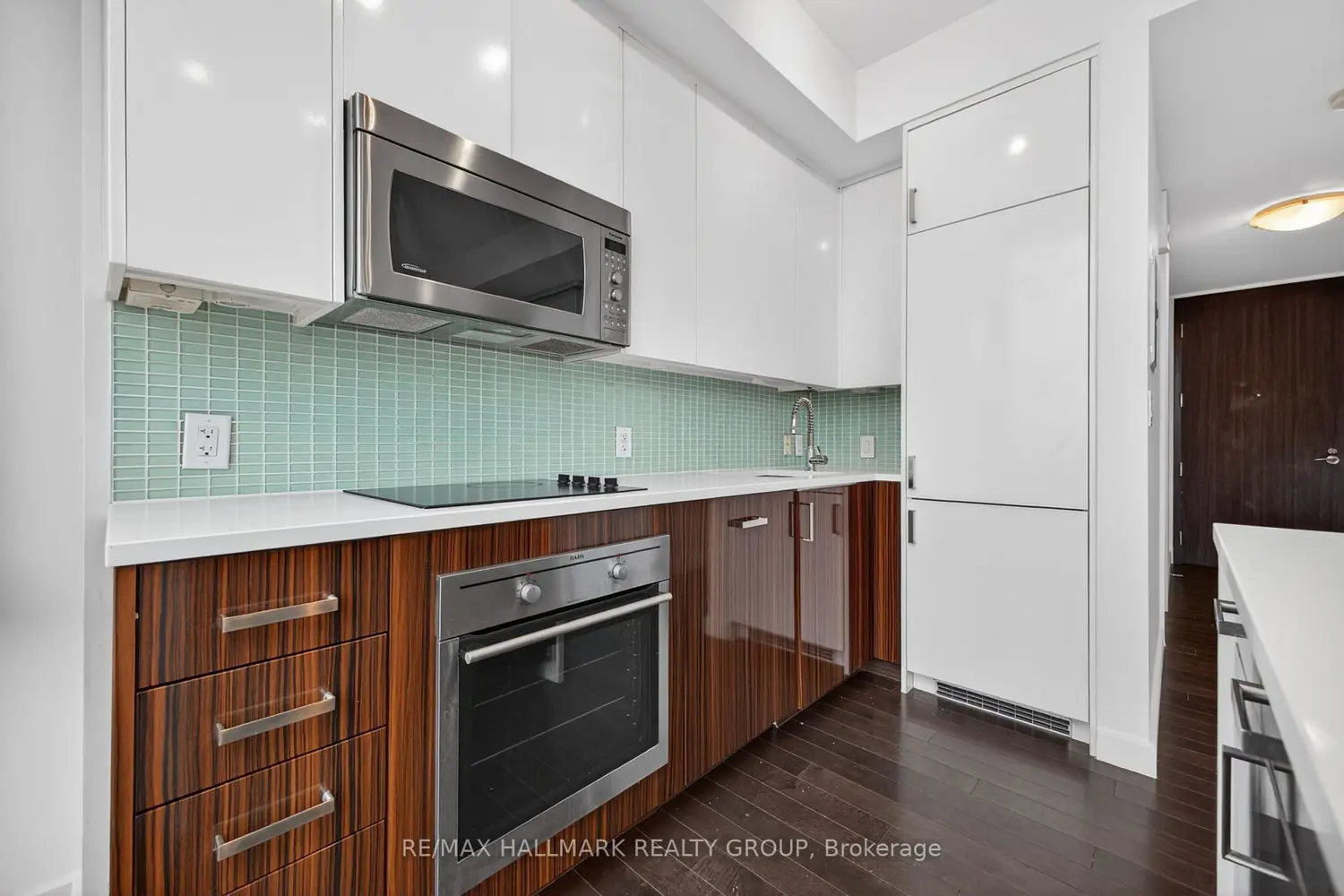 Additional image 8 of 201 Parkdale Avenue 705