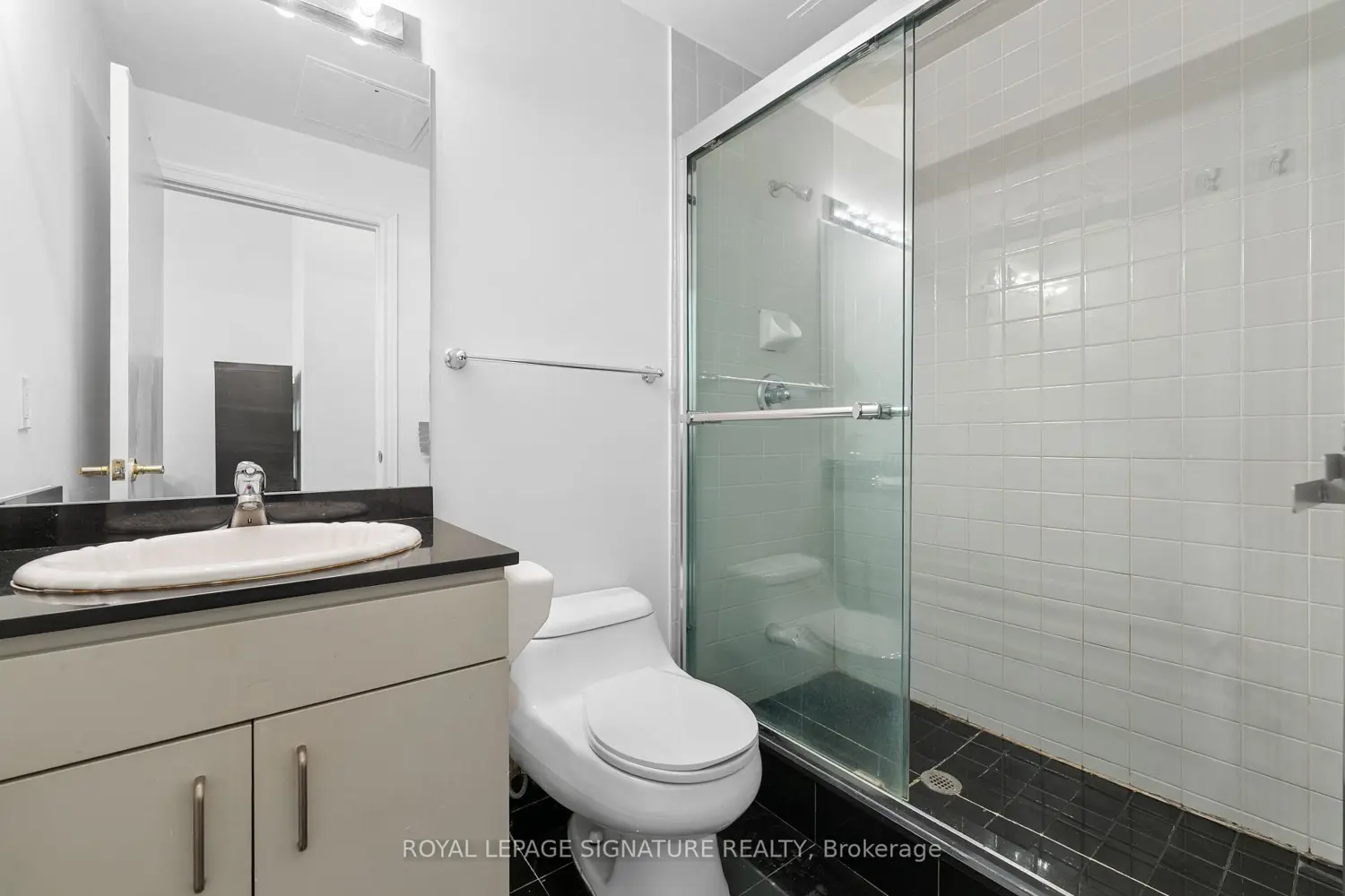Additional image 12 of 73 Richmond Street 303