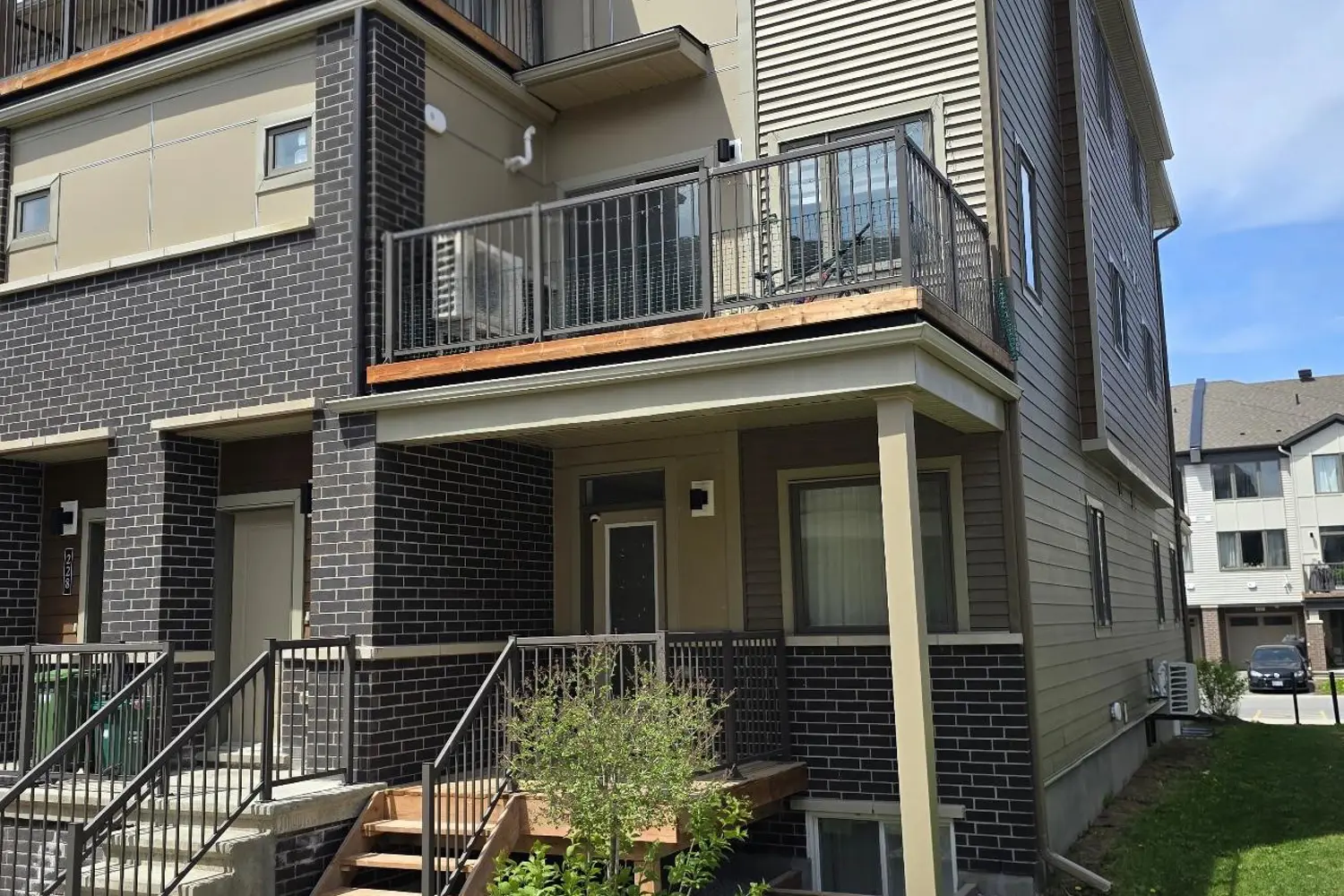 226 Anyolite Private