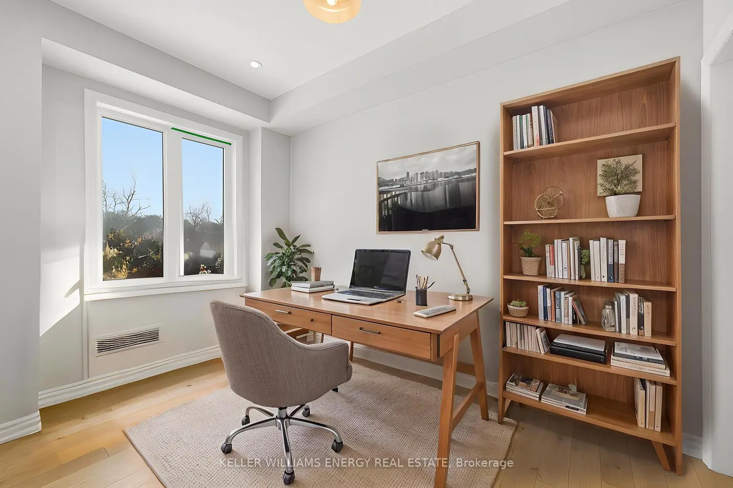 Additional image 18 of 44 Priory Drive