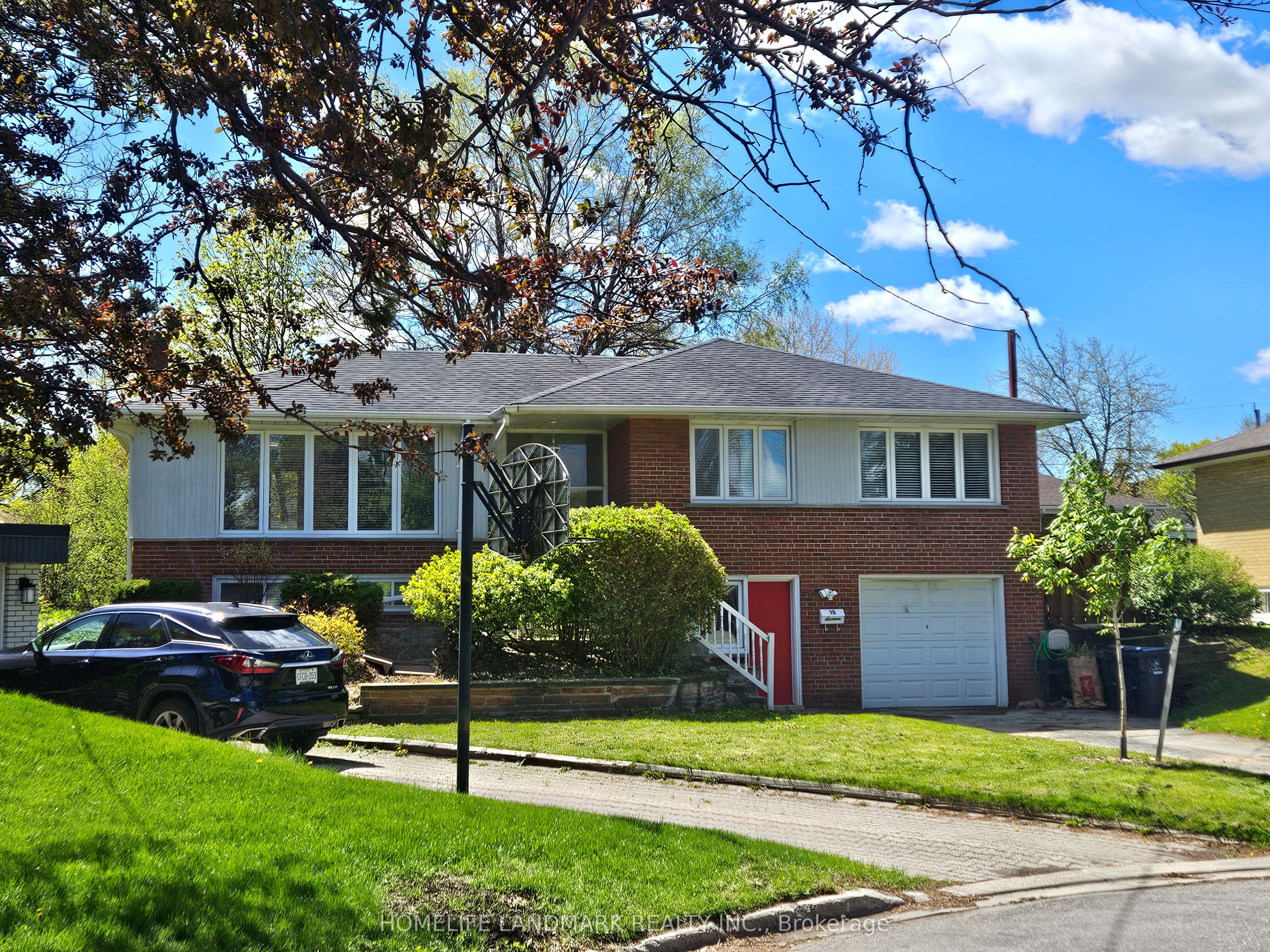 Additional image 2 of 16 Donewen Court, Toronto, ON, M4A 1P8
