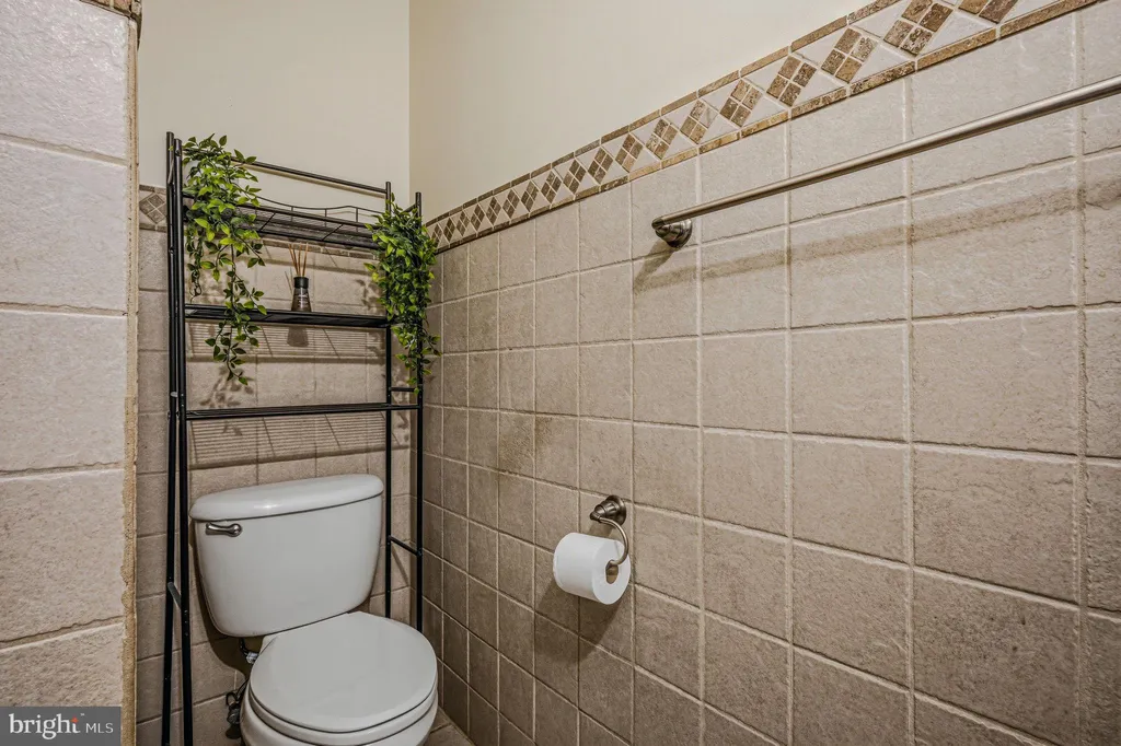 Additional image 11 of 709 E 26th Street, Wilmington, DE 19802