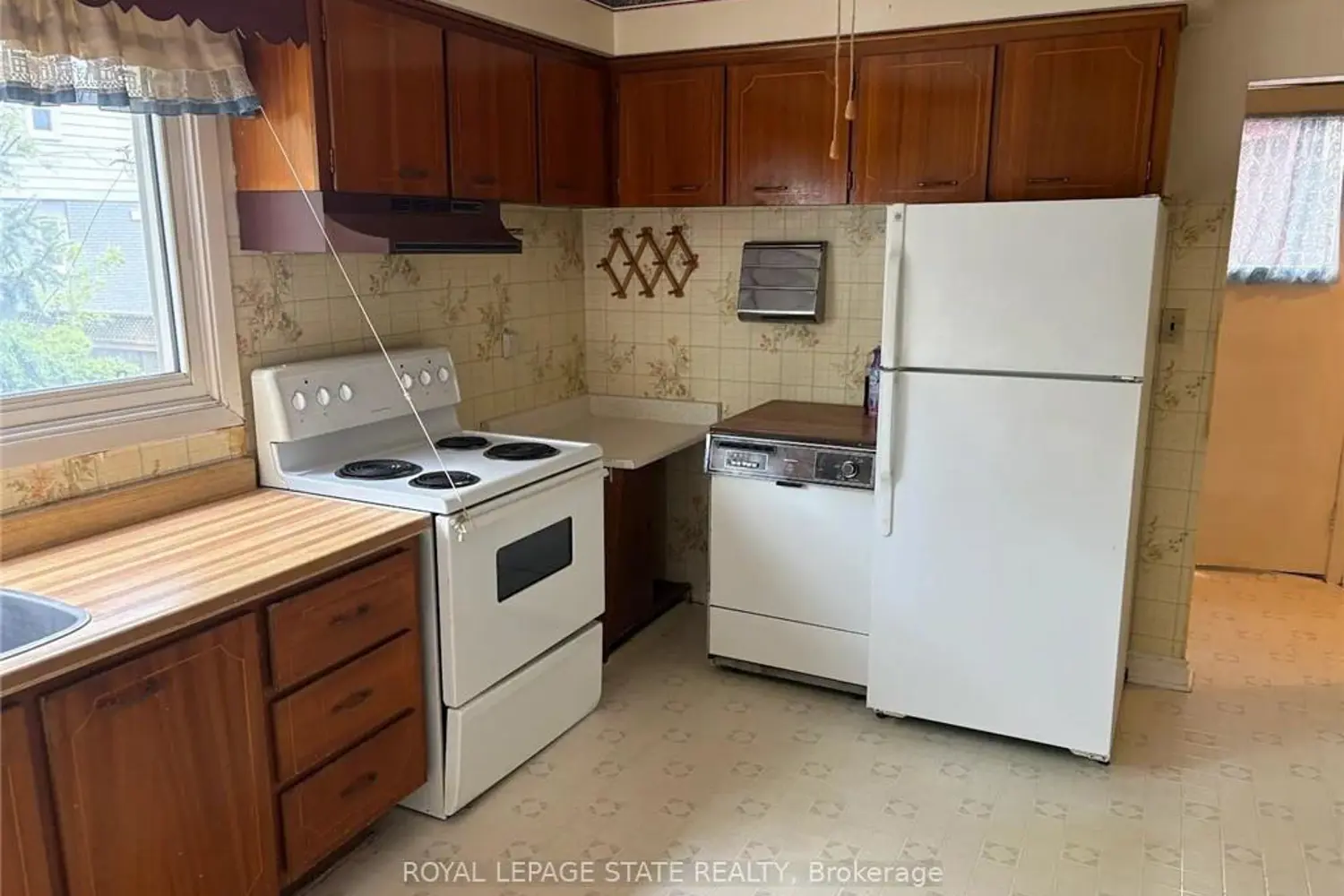 Additional image 3 of 2379 Maryvale Court