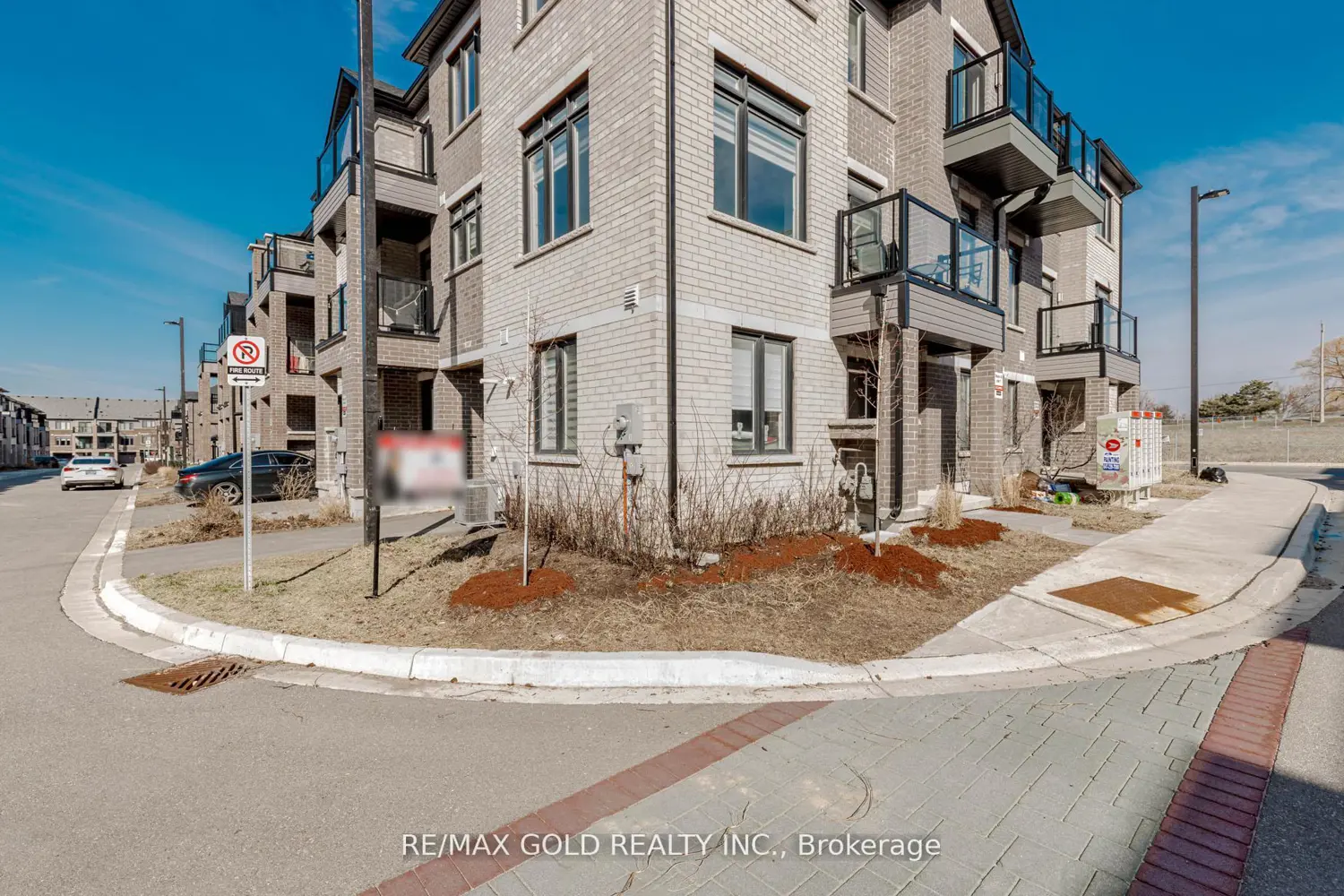 Additional image 2 of 585 Colborne Street 1007