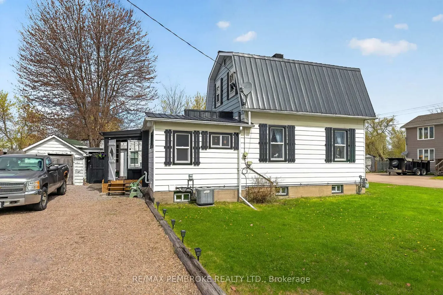 Additional image 18 of 302 Willard Street