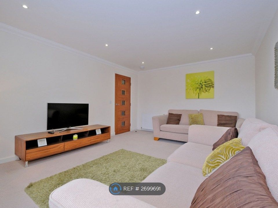 Additional image 9 of 2 bed flat to rentBroomhill Road, Aberdeen AB10