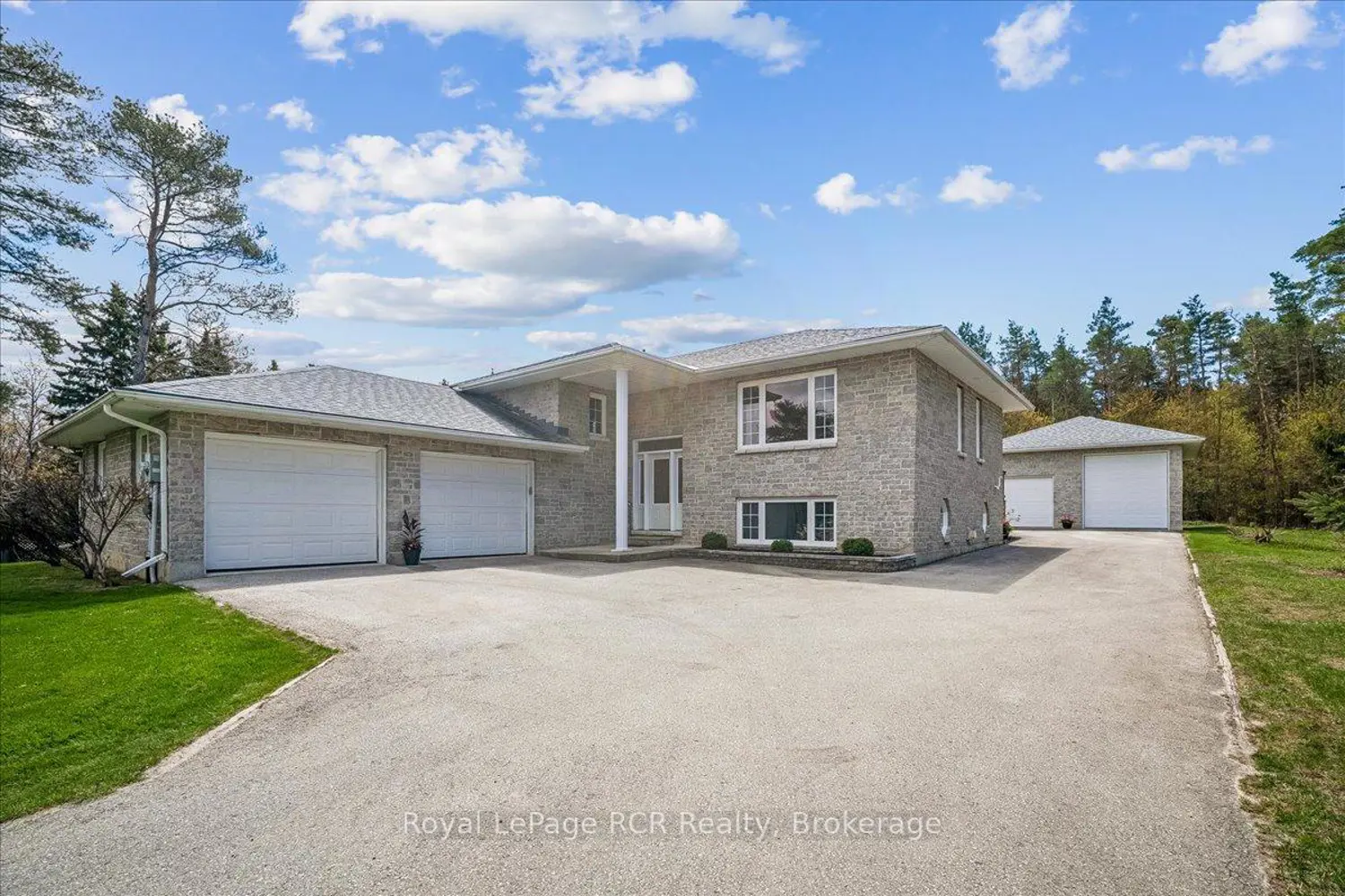 30 Pine Tree Drive