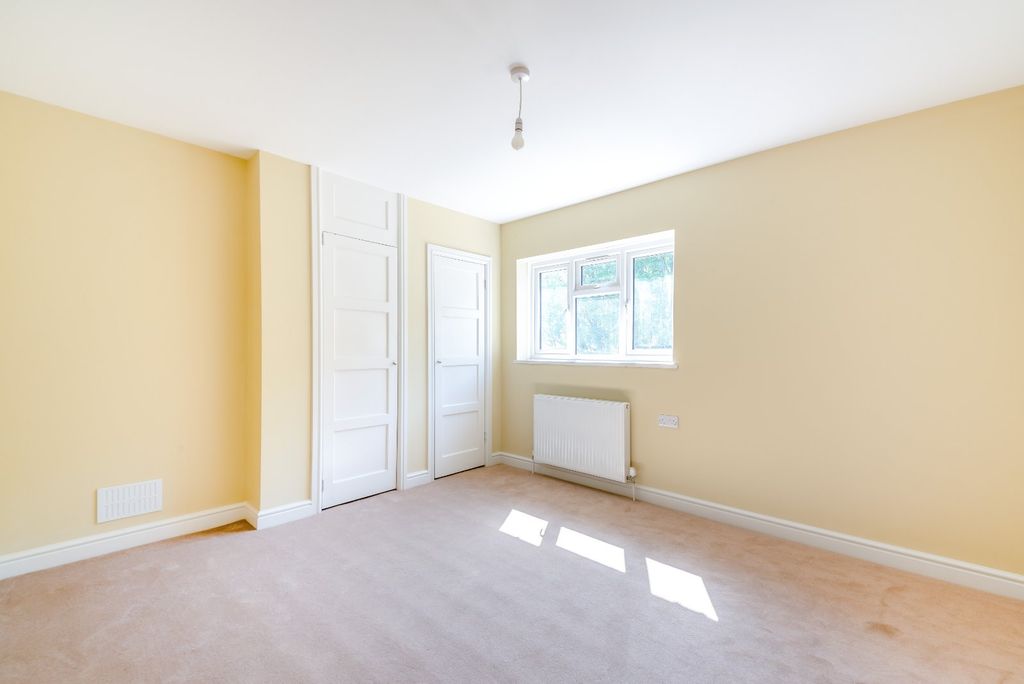 Additional image 12 of 3 bed semi-detached house to rentCrux Easton, Newbury, Berkshire RG20