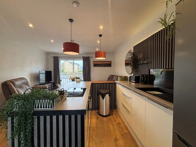 Additional image 3 of 2 bed flat to rentBurnlea Road, Largs KA30