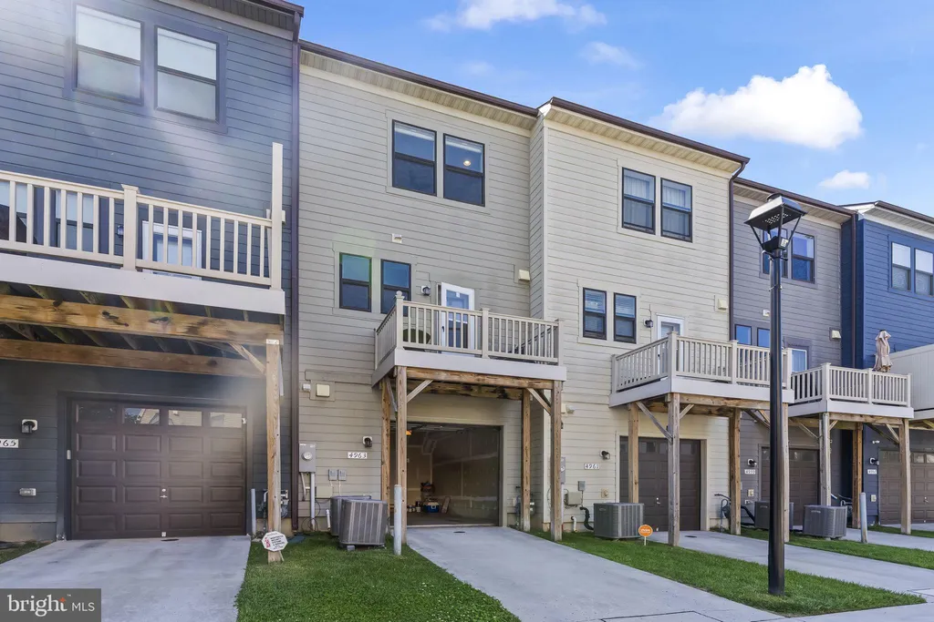Additional image 30 of 4963 Vista Green Lane, Lanham, MD 20706