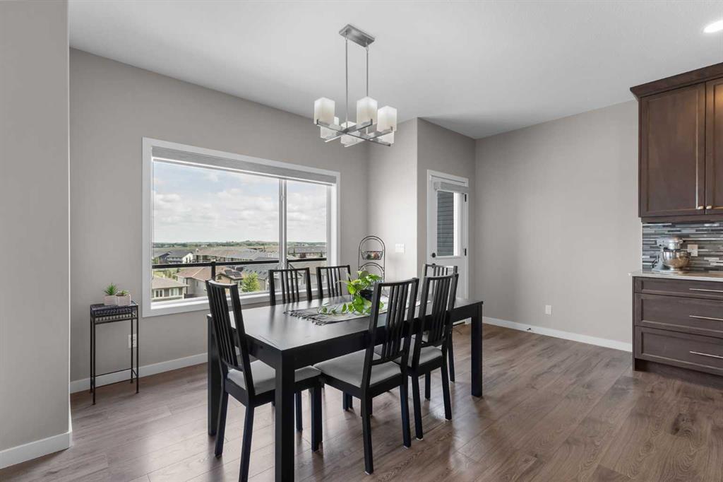 Additional image 5 of 247 Hillcrest Heights SW, Airdrie, AB, T4B 3Z2
