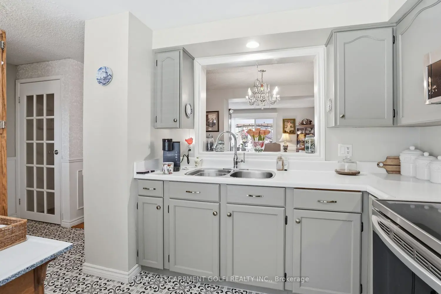 Additional image 4 of 6767 Thoroldsstone Road 97