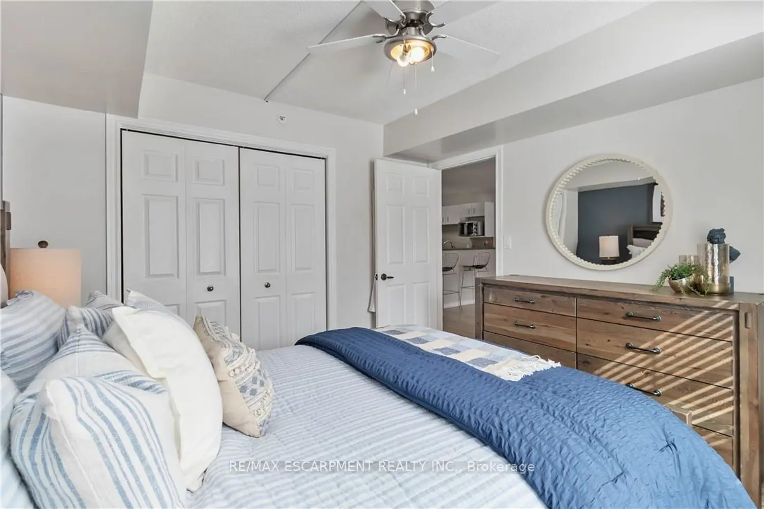 Additional image 15 of 4015 Kilmer Drive 110