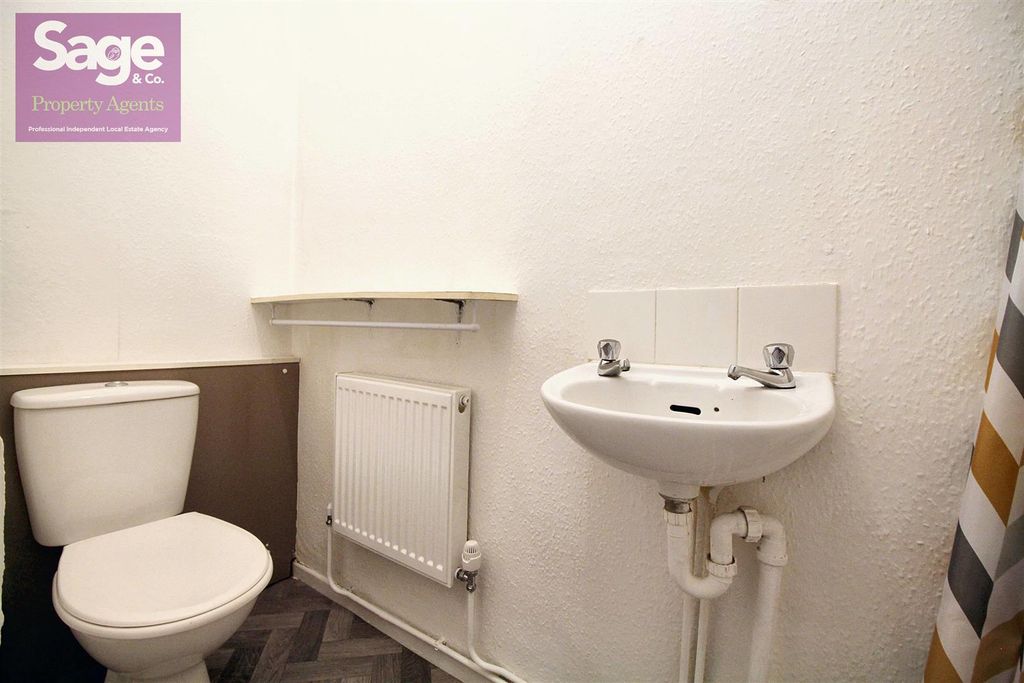 Additional image 9 of 2 bed flat for saleHigh Street, Abercarn, Newport NP11