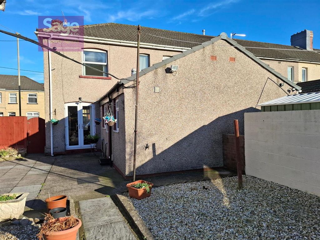 Additional image 12 of 3 bed end terrace house to rentGrove Road, Risca NP11