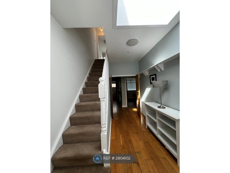 Additional image 13 of 4 bed detached house to rentRannoch Drive, Glasgow G61