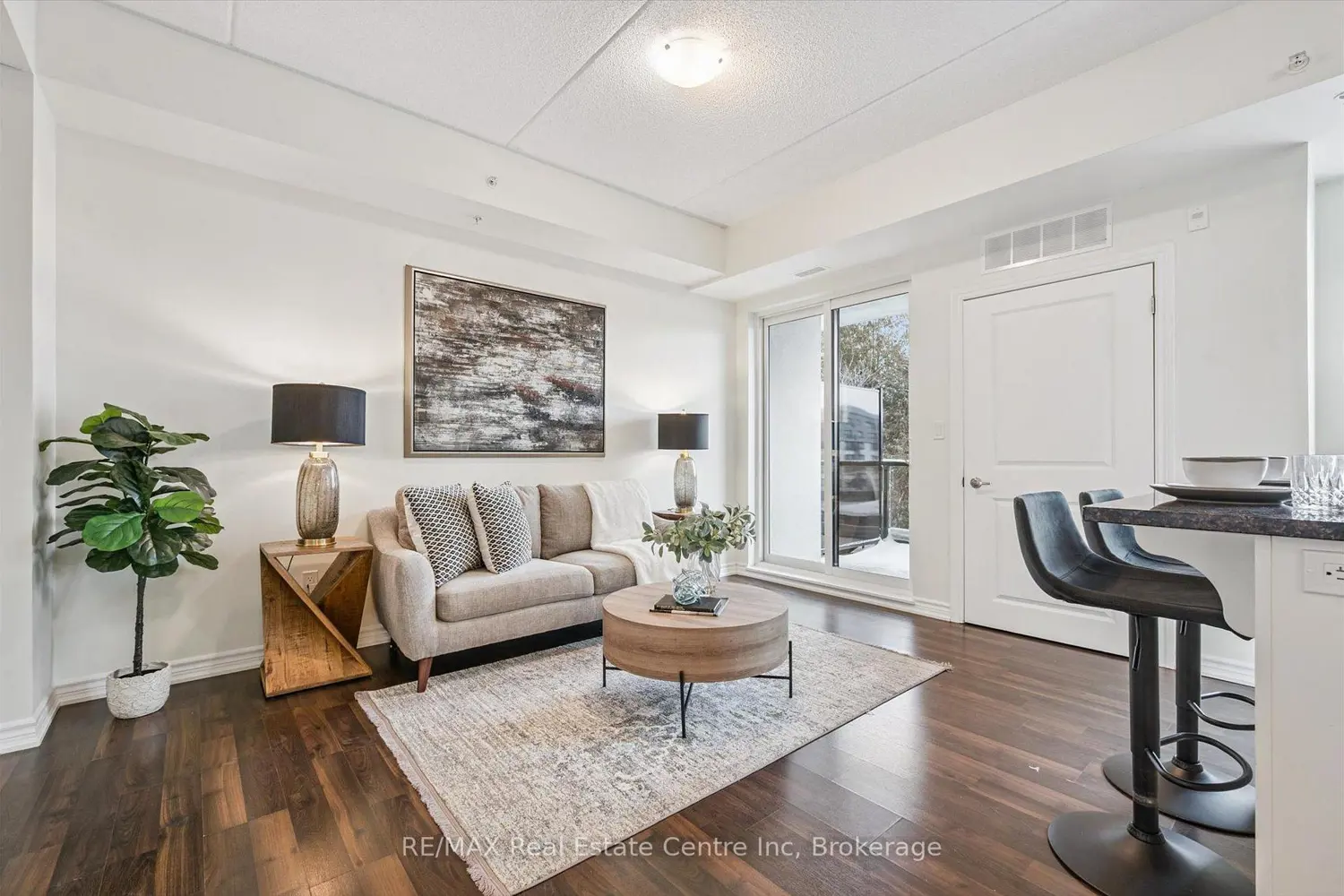 1280 Gordon Street 210 photo 5