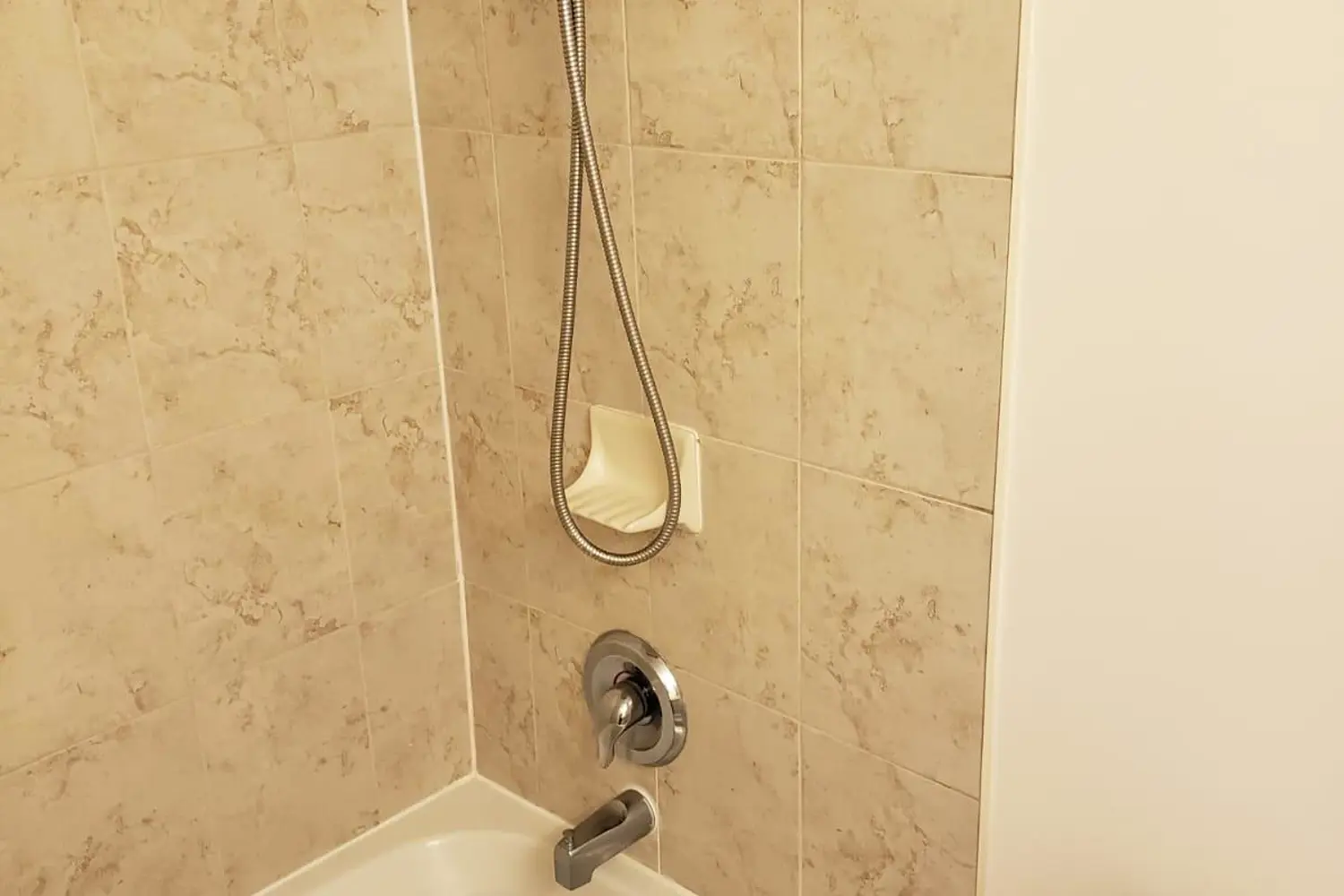 Additional image 11 of 470 Laurier Avenue 706
