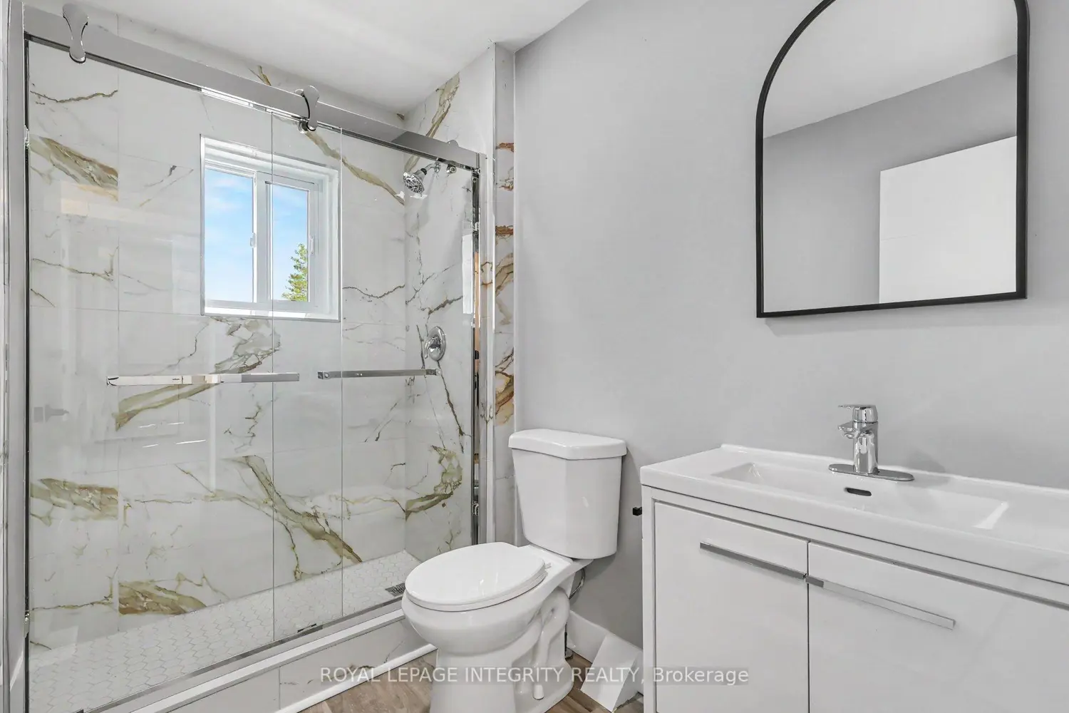 Additional image 16 of 222 Mcarthur Avenue